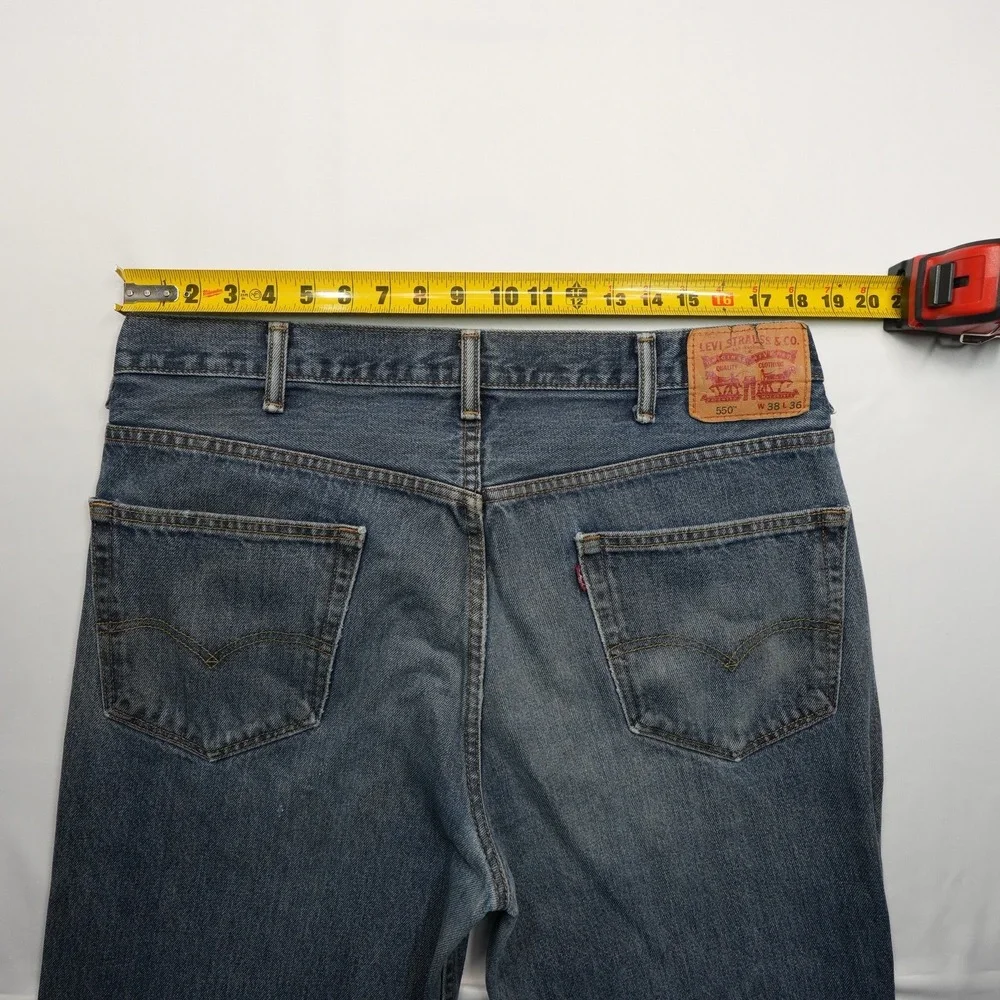 Levi's 550 Jeans Men's Size 38x36 (fit 36X34) Blue Denim Straight Leg Fit‎